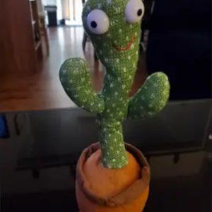 Talking Cactus Toy - Wriggle, Sing & Repeat What You Say